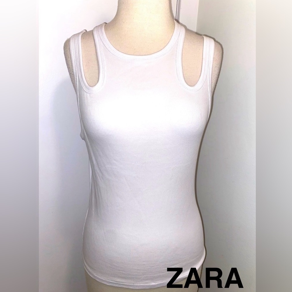 ZARA Ribbed White Sleeveless Women's Tank Top - Size M - EYC